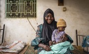 Aicha Amadou (24) with her baby Siyama Abdoul Malik (9 months). Aicha brought Siyama to a Concern health centre and discovered then that the baby was malnourished. Siyama was treated at the centre and has improved. (Photo: Ed Ram/Concern Worldwide)