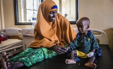 Halima, grandmother of Aaden in a children's hospital in the Wadajir District of Mogadishu. Photo: Ed Ram/Concern Worldwide