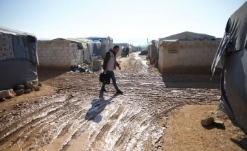 Muhammed visiting those affected by the earthquake” Photo: Ali Haj Suleiman/DEC/Fairpicture