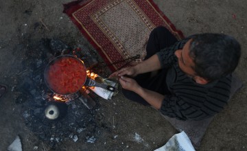 The southern governorate of Khan Younis and Rafah (pictured) and Deir al-Balah face a risk of famine before July 2024. (Photo: CESVI)