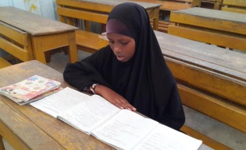 Amal Ali Ibrahim is a participant in Concern’s accelerated basic education programme in Siliga IDP camp, Somalia. Photo taken by Mohamed Abdulle Farayare for Concern Worldwide.