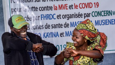 A Concern agent in Democratic Republic of Congo shows health care workers the important steps in hand-washing. Photo: Concern Worldwide/Esdras Tsongo