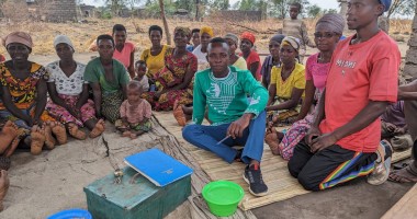 The Rumotomoto Hill savings group in Bubanza Province. Photo: Mark Furlong/Concern Worldwide